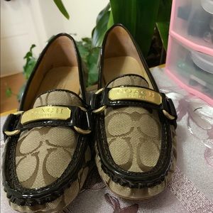 ❌SOLD ❌Coach Womens Olive Open Toe Loafers